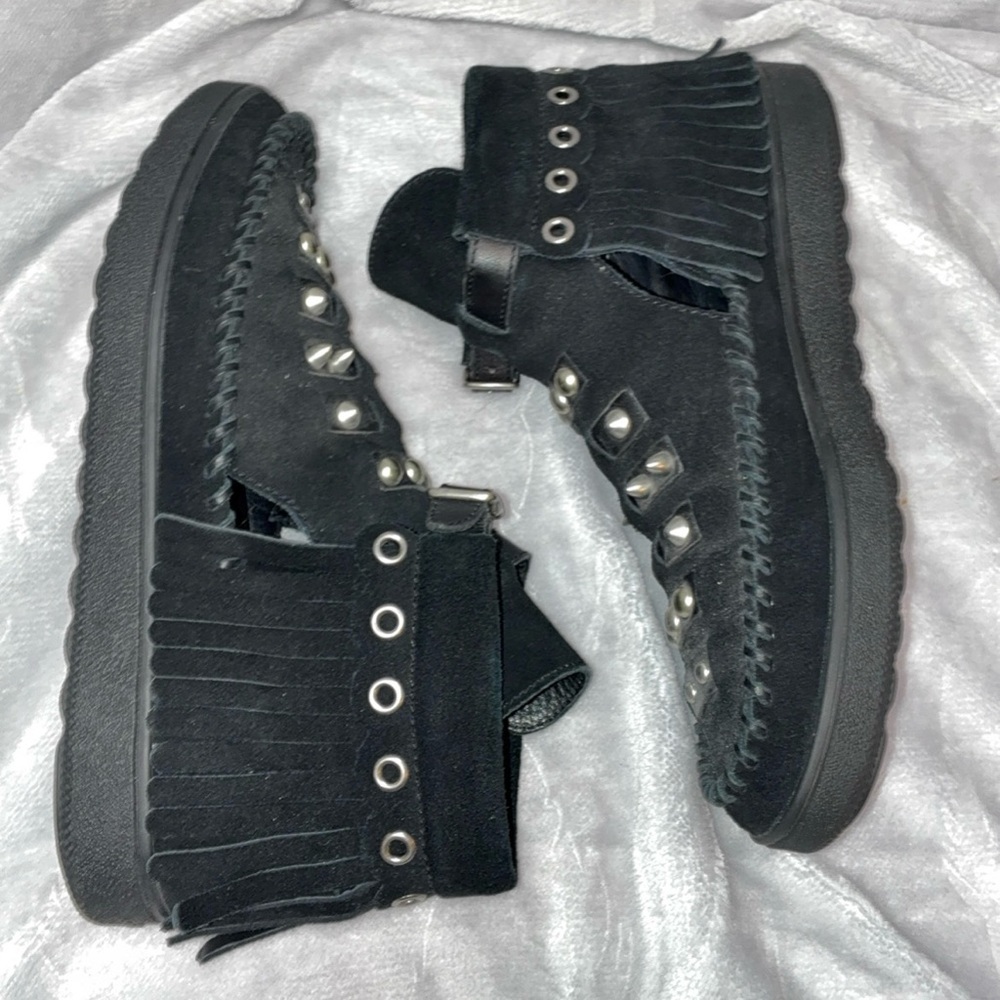 Coach Fringe Roccasin Sneaker with Stud Accents in Black, Women’s 8 - Picture 4 of 7